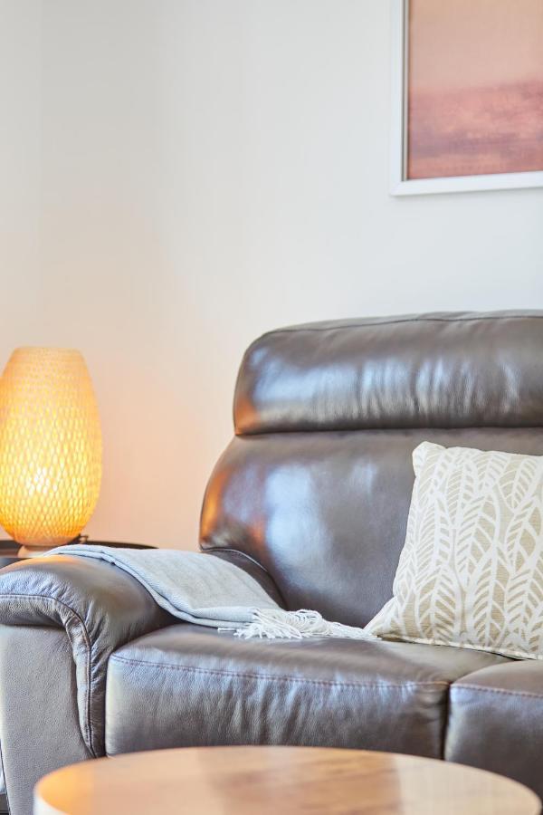 Cosy,Modern And Relaxing 3 Bedroom House With Parking Manchester Luaran gambar