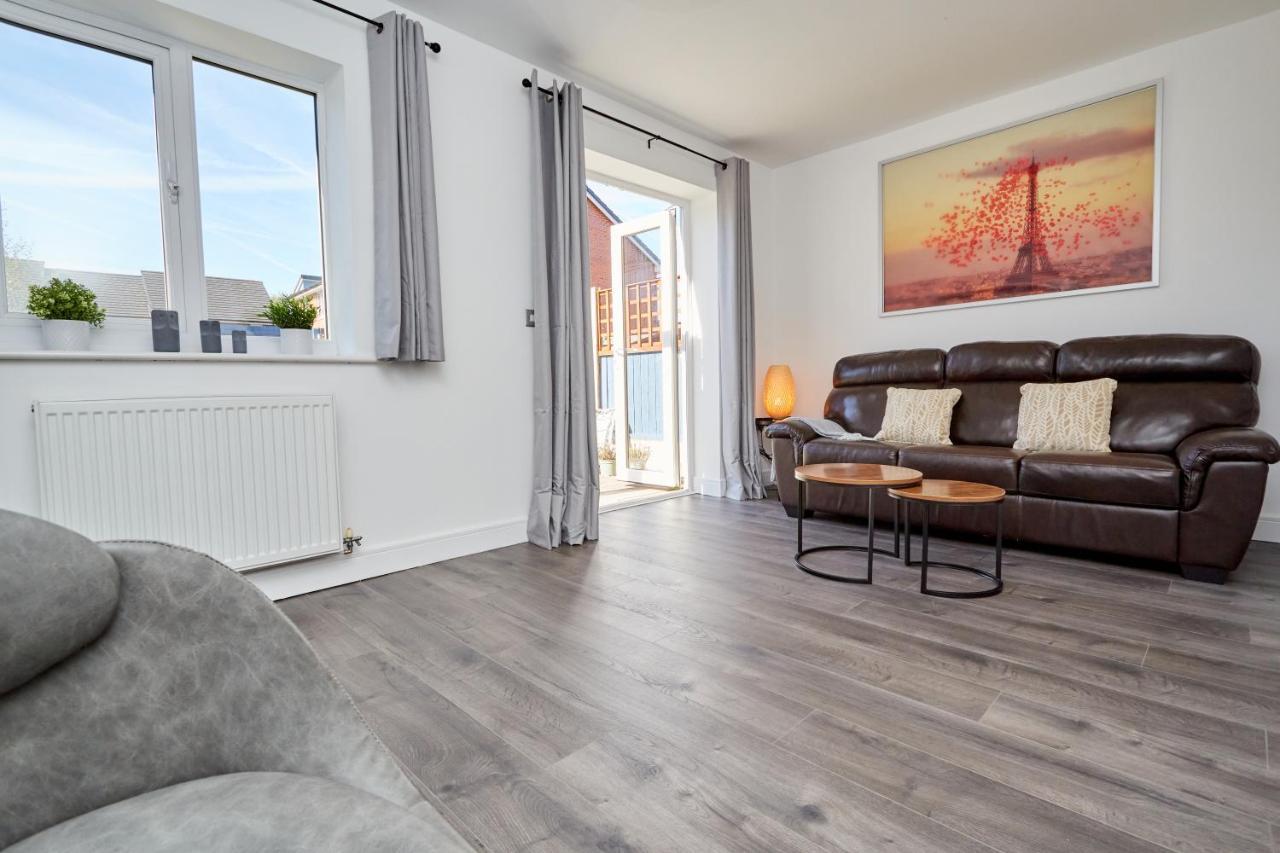 Cosy,Modern And Relaxing 3 Bedroom House With Parking Manchester Luaran gambar