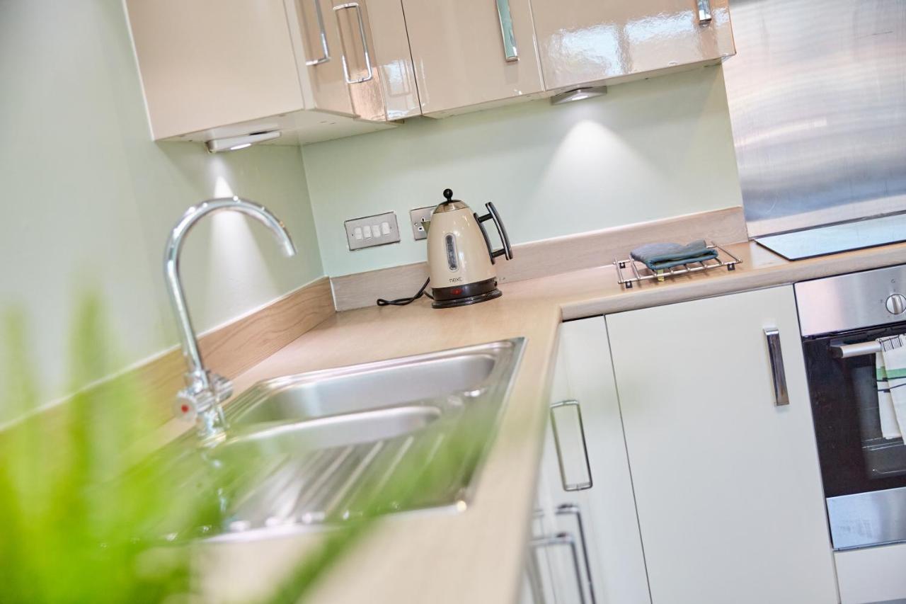 Cosy,Modern And Relaxing 3 Bedroom House With Parking Manchester Luaran gambar